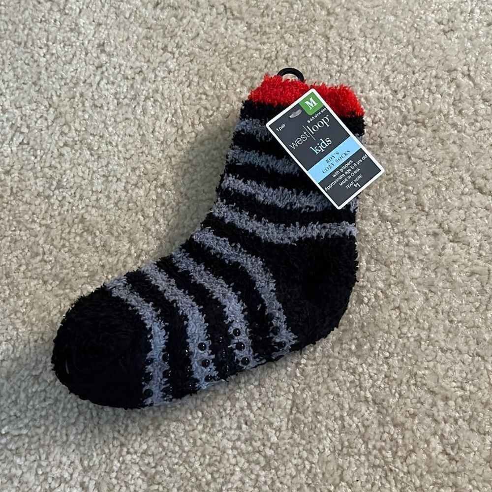 NWT WEST LOOP BOYS COZY SOCKS WITH GRIPPERS